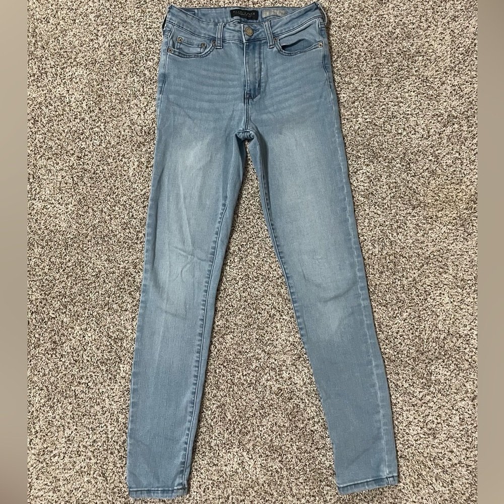 Light Washed Skinny Jeans